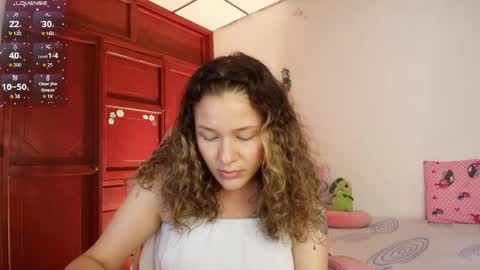 Candase online show from June 2026 07:26:02 PM