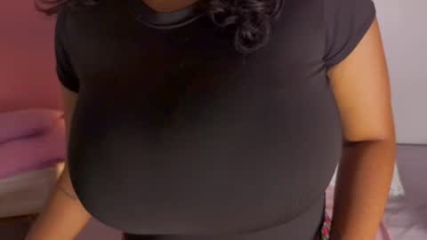 Snapshot of candela_cool chatting on June 2026 01:57:02 PM Candela online show from June 2026 01:57:02 PM