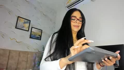 CANDICE WAYNE online show from May 2026 11:51:02 AM