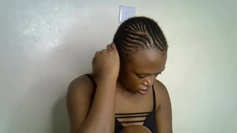 candiemaya online show from April 2026 06:36:01 AM