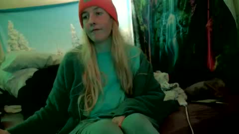 Candi online show from February 2026 02:12:02 AM