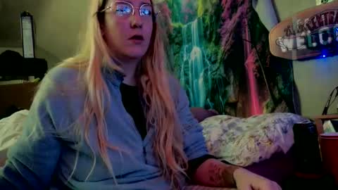 Candi online show from March 2026 10:36:01 PM