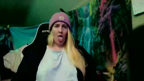 Candi online show from April 2026 09:10:02 AM