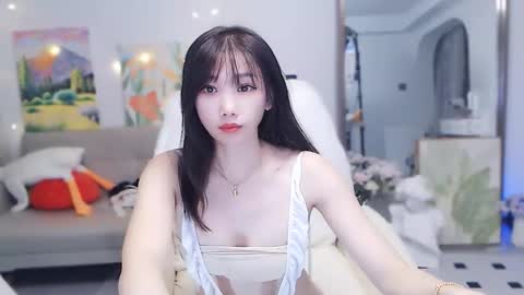 candy8998 online show from February 2026 02:53:01 AM