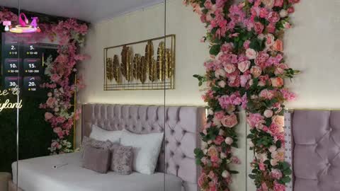 Candy Beck online show from November 2025 01:34:02 PM