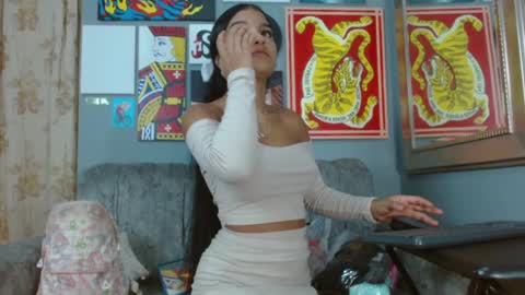 Snapshot of candy_biitch chatting on September 2025 01:00:02 PM Candy biitch online show from September 2025 01:00:02 PM