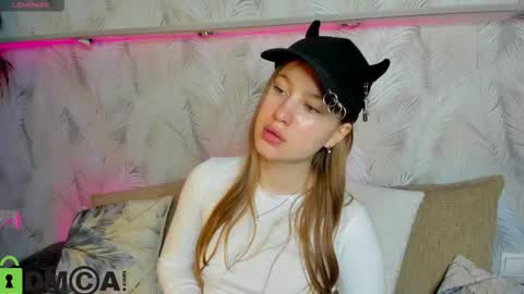 Snapshot of candy_cansew chatting on September 2025 04:17:02 AM Candy online show from September 2025 04:17:02 AM