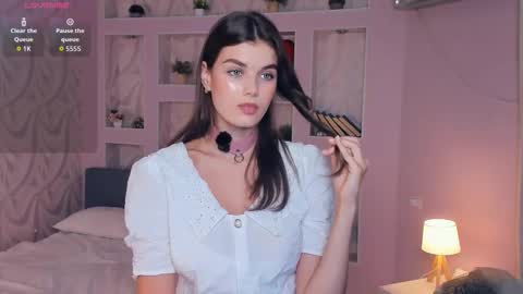 Flora online show from September 2025 07:12:01 AM