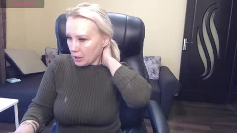 candy_hellenx online show from April 2026 07:20:02 AM