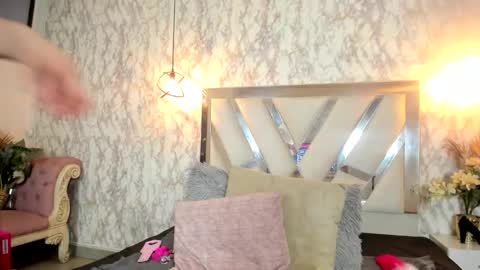 Snapshot of candy_hott7 chatting on February 2026 09:15:02 PM Candy hot online show from February 2026 09:15:02 PM