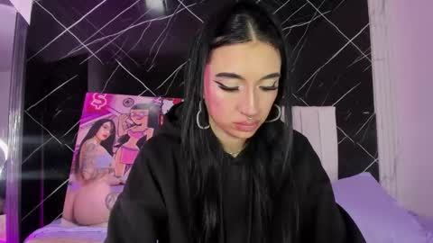 Snapshot of candy_leila3 chatting on October 2025 05:17:02 AM Leila online show from October 2025 05:17:02 AM