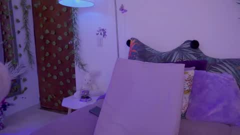 Jamie online show from September 2025 03:12:01 AM