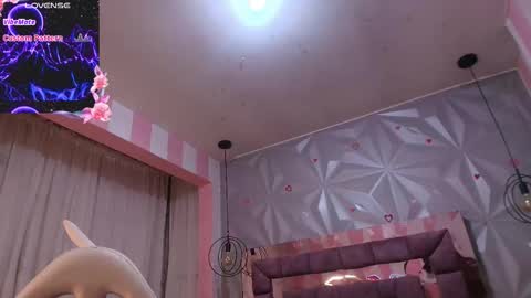 Ania online show from September 2025 11:22:02 AM