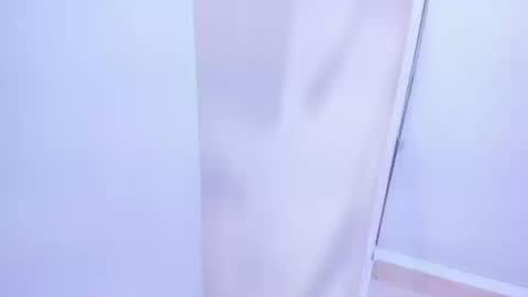 Snapshot of candy_rogeers chatting on September 2025 04:01:02 AM Candy online show from September 2025 04:01:02 AM