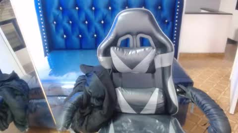 Hi Stream 800am to 200pm online show from February 2026 01:11:02 PM