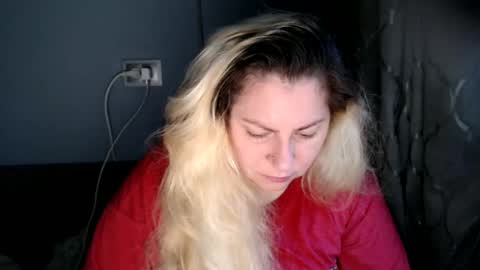 Laura online show from September 2025 11:24:01 AM