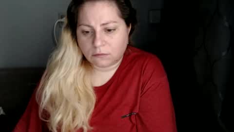 Laura online show from October 2025 06:24:02 AM