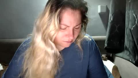 Snapshot of candycream74 chatting on December 2025 04:25:02 PM Laura online show from December 2025 04:25:02 PM