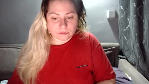 Snapshot of candycream74 chatting on January 2026 05:48:01 PM Laura online show from January 2026 05:48:01 PM