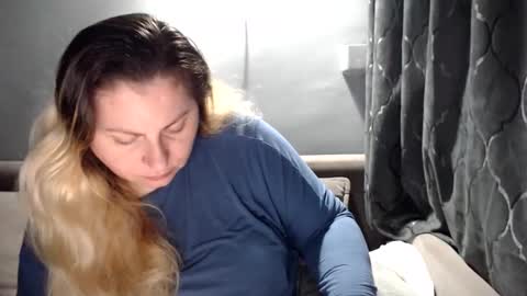 Snapshot of candycream74 chatting on February 2026 07:21:01 PM Laura online show from February 2026 07:21:01 PM