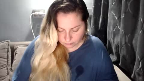 Snapshot of candycream74 chatting on March 2026 07:20:02 PM Laura online show from March 2026 07:20:02 PM