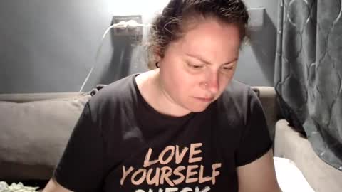 Laura online show from June 2026 08:09:02 PM