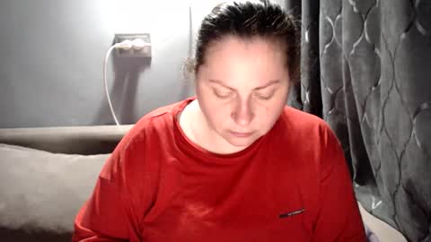 Laura online show from April 2026 08:55:01 PM