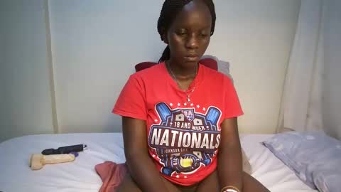 Snapshot of candycurly_ chatting on February 2025 01:15:02 PM candycurly_ online show from February 2025 01:15:02 PM