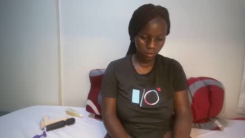 Snapshot of candycurly_ chatting on March 2025 12:27:02 AM candycurly_ online show from March 2025 12:27:02 AM