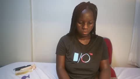 Snapshot of candycurly_ chatting on March 2025 02:56:02 PM candycurly_ online show from March 2025 02:56:02 PM