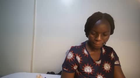 Snapshot of candycurly_ chatting on March 2025 04:39:02 PM candycurly_ online show from March 2025 04:39:02 PM