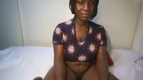 Snapshot of candycurly_ chatting on September 2025 05:27:01 PM candycurly_ online show from September 2025 05:27:01 PM