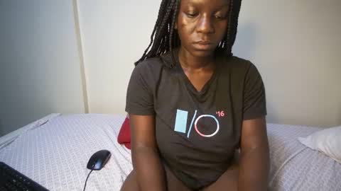 Snapshot of candycurly_ chatting on October 2025 02:53:02 AM candycurly_ online show from October 2025 02:53:02 AM