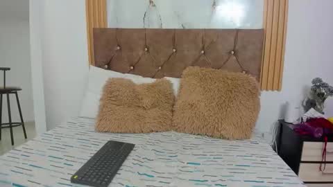 Snapshot of candyfox2606 chatting on February 2026 05:43:01 PM candyfox online show from February 2026 05:43:01 PM