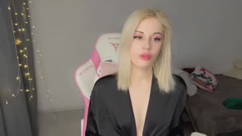 You can call me HH online show from February 2026 02:18:01 PM