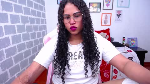 Karen online show from January 2025 08:36:02 PM