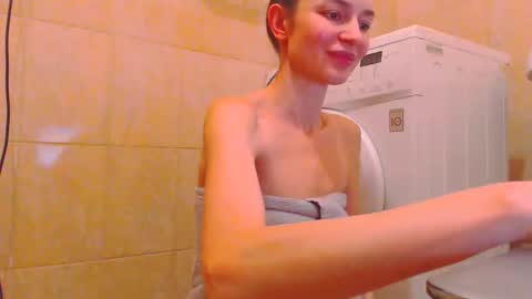 Snapshot of candyjesx chatting on January 2025 05:51:01 PM CANDYJESx online show from January 2025 05:51:01 PM