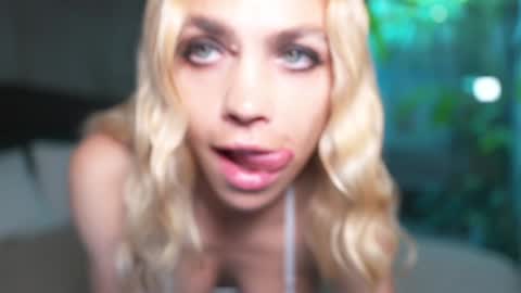 FANSLY  -    online show from January 2026 01:11:01 AM