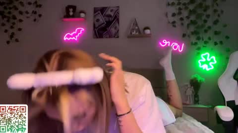 Candy online show from May 2026 07:36:01 AM