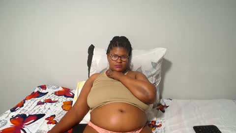 candyyumsaerolaxx online show from June 2026 07:27:02 PM