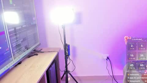 candyyvega online show from November 2025 10:14:02 AM