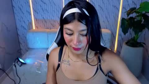 Canela  online show from May 2026 09:53:01 PM