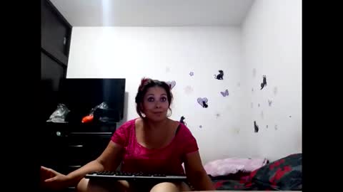 CANELA online show from October 2025 10:56:02 PM