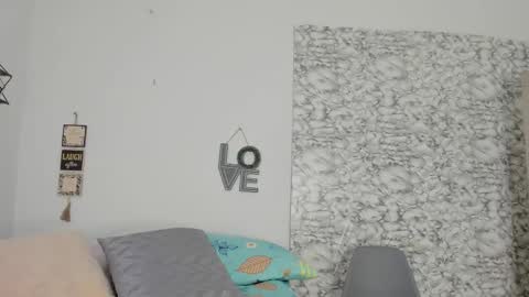 Snapshot of canhela1 chatting on October 2025 10:38:01 AM Canhela online show from October 2025 10:38:01 AM