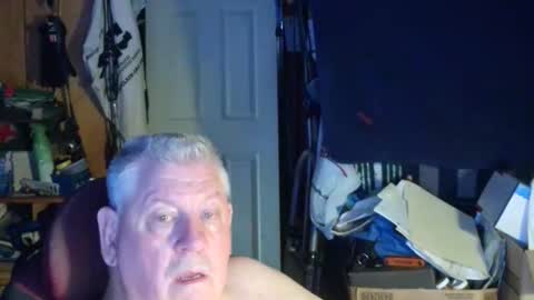 canoelicker69 online show from September 2025 11:41:01 PM