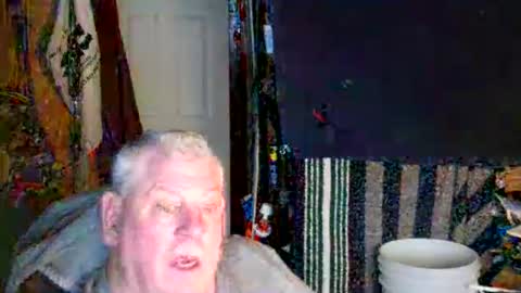 canoelicker69 online show from December 2025 07:53:02 PM