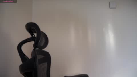 Emma online show from January 2025 12:37:01 PM