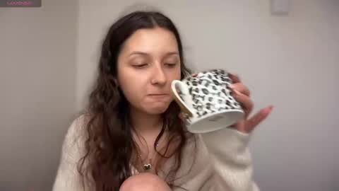 Emma online show from February 2025 02:26:02 PM