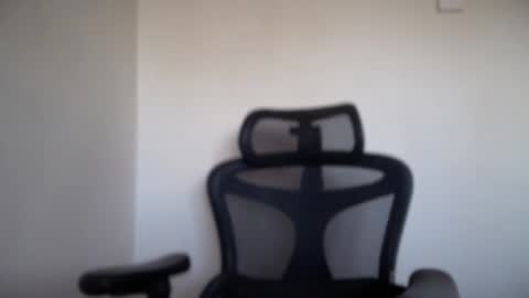 Emma online show from October 2025 07:11:01 AM