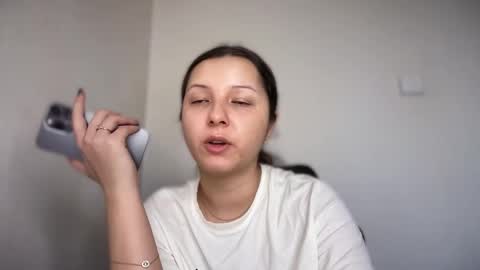 Emma online show from March 2026 08:07:01 AM